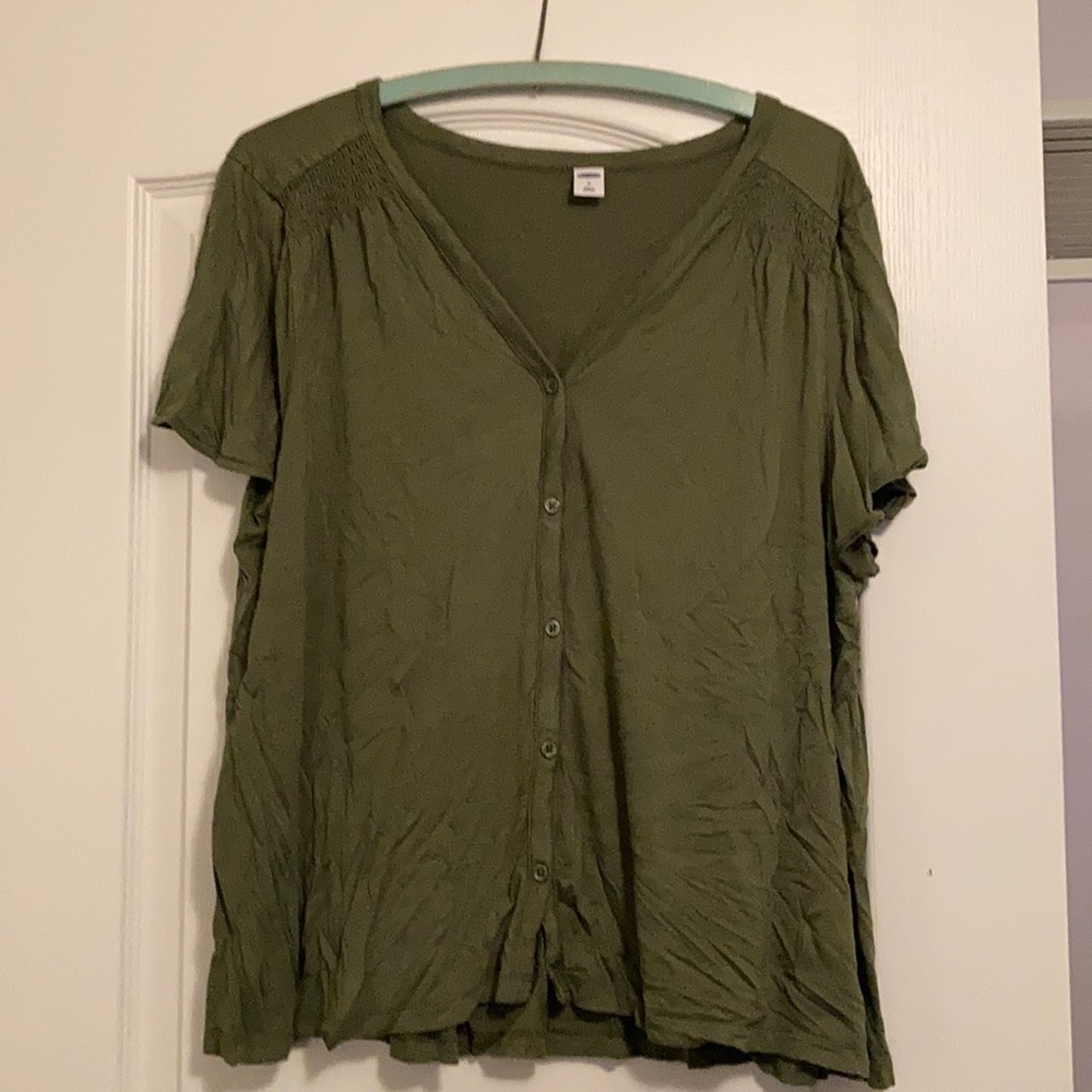 Soft Button up cap sleeve shirt